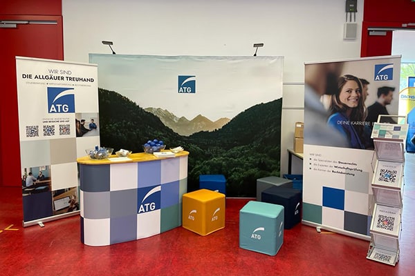 flatcube-messestand-moebel-ausstattung